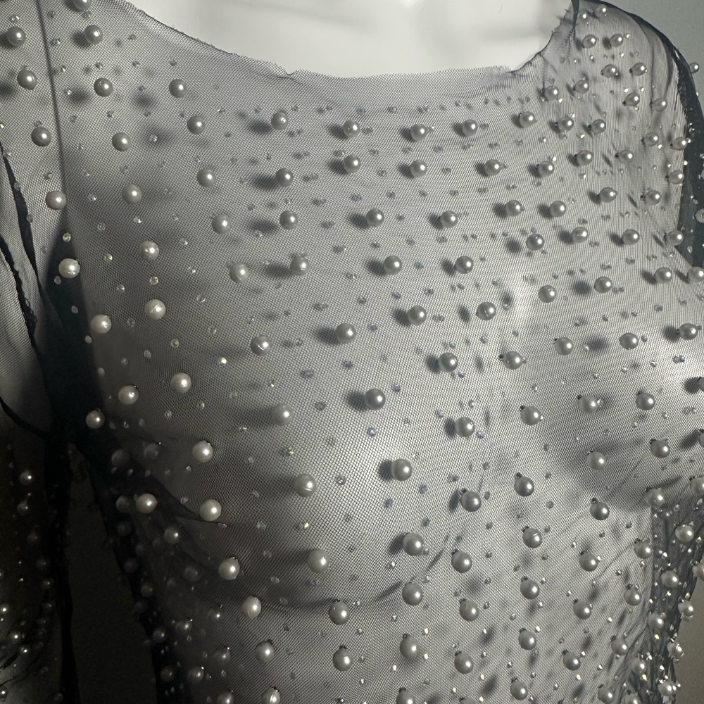 Elegant Sheer Pearl-Embellished Black Top S - Picture 4 of 5